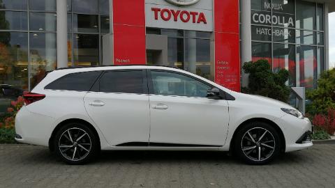 Toyota Auris II  (132KM) - 69 500  PLN, 2018 - Poznań - wyprzedaż | Autoria.pl