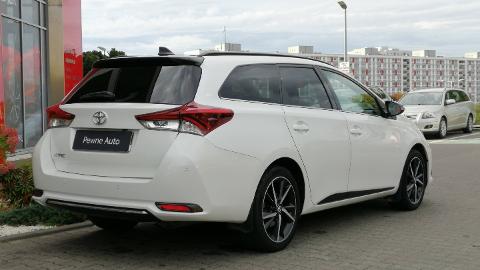 Toyota Auris II  (132KM) - 69 500  PLN, 2018 - Poznań - wyprzedaż | Autoria.pl