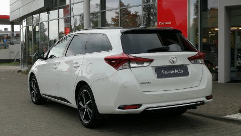 Toyota Auris II  (132KM) - 69 500  PLN, 2018 - Poznań - wyprzedaż | Autoria.pl