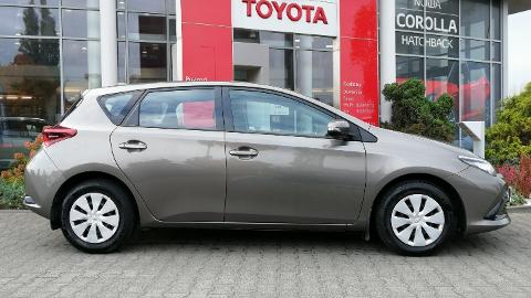 Toyota Auris II  (132KM) - 47 900  PLN, 2017 - Poznań - wyprzedaż | Autoria.pl