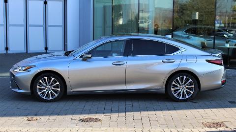 Lexus ES (178KM) -  179 900  PLN, 2019 - Warszawa - wyprzedaż | Autoria.pl