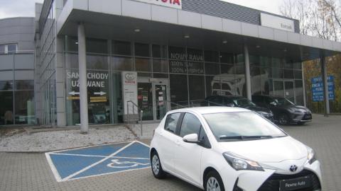 Toyota Yaris III  (69KM) - 43 900  PLN, 2018 - Rybnik - wyprzedaż | Autoria.pl