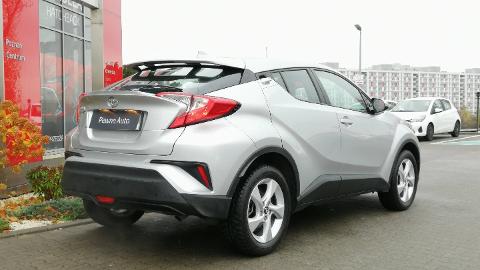 Toyota C-HR (116KM) - 81 900  PLN, 2018 - Poznań - wyprzedaż | Autoria.pl