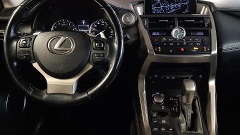 Lexus NX (238KM) -  112 900  PLN, 2015 - Kraków - wyprzedaż | Autoria.pl