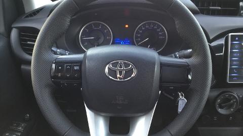 Toyota Hilux (150KM) - 96 900  PLN, 2016 - Konin - wyprzedaż | Autoria.pl