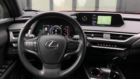 Lexus UX (184KM) -  168 900  PLN, 2019 - Warszawa - wyprzedaż | Autoria.pl