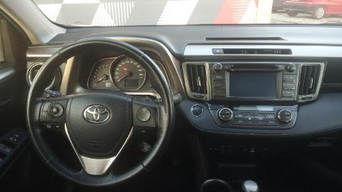 Toyota RAV4 IV  (152KM) - 77 900  PLN, 2015 - Wrocław - wyprzedaż | Autoria.pl