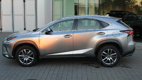 Lexus NX (238KM) -  148 900  PLN, 2019 - Warszawa - wyprzedaż | Autoria.pl