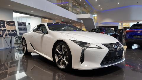 Lexus LC (477KM) -  449 900  PLN, 2017 - Kraków - wyprzedaż | Autoria.pl