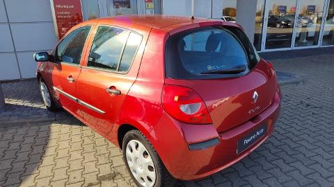 Renault Clio II  (75KM) - 9 500  PLN, 2006 - Leszno - wyprzedaż | Autoria.pl