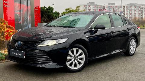 Toyota Camry (218KM) -  124 900  PLN, 2019 - Poznań - wyprzedaż | Autoria.pl