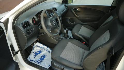 Volkswagen Polo (60KM) - 17 900  PLN, 2010 - BYTOM - wyprzedaż | Autoria.pl