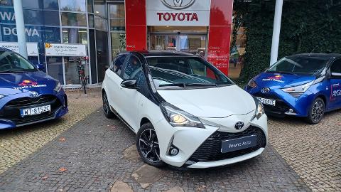 Toyota Yaris III  (111KM) - 62 800  PLN, 2017 - Warszawa - wyprzedaż | Autoria.pl