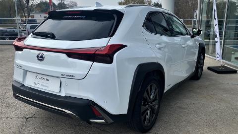 Lexus UX (184KM) -  161 500  PLN, 2019 - łódź - wyprzedaż | Autoria.pl