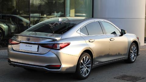 Lexus ES (178KM) -  204 900  PLN, 2020 - Warszawa - wyprzedaż | Autoria.pl