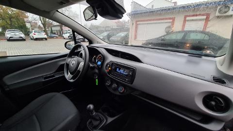 Toyota Yaris III  (111KM) - 58 700  PLN, 2019 - Włocławek - wyprzedaż | Autoria.pl