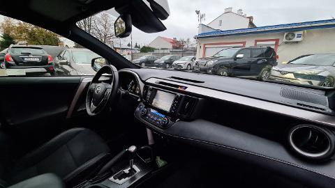 Toyota RAV4 IV  (155KM) -  104 700  PLN, 2016 - Włocławek - wyprzedaż | Autoria.pl