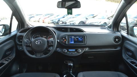 Toyota Yaris III  (111KM) - 70 800  PLN, 2019 - Mirków - wyprzedaż | Autoria.pl