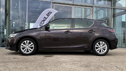 Lexus CT (136KM) - 81 900  PLN, 2016 - łódź - wyprzedaż | Autoria.pl