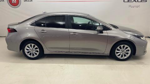 Toyota Corolla Seria E21  (122KM) - 89 700  PLN, 2020 - Poznań - wyprzedaż | Autoria.pl