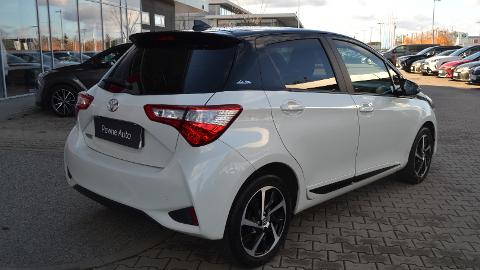 Toyota Yaris III  (111KM) - 70 800  PLN, 2019 - Mirków - wyprzedaż | Autoria.pl