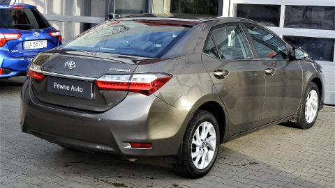 Toyota Corolla Seria E16  (132KM) - 68 900  PLN, 2018 - Warszawa - wyprzedaż | Autoria.pl