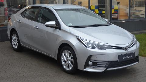 Toyota Corolla Seria E16  (132KM) - 69 600  PLN, 2018 - Warszawa - wyprzedaż | Autoria.pl