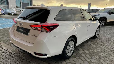 Toyota Auris II  (90KM) - 49 850  PLN, 2017 - Chwaszczyno - wyprzedaż | Autoria.pl