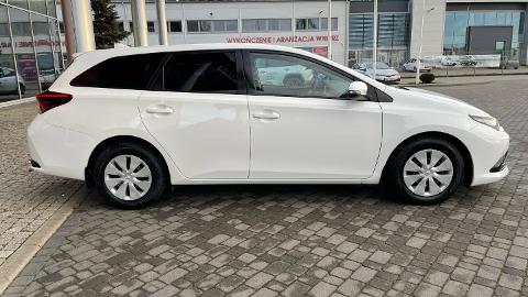 Toyota Auris II  (90KM) - 49 850  PLN, 2017 - Chwaszczyno - wyprzedaż | Autoria.pl