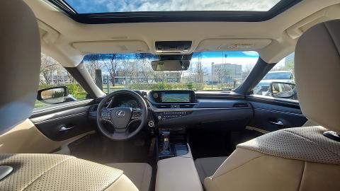 Lexus ES (178KM) -  209 500  PLN, 2021 - Szczecin - wyprzedaż | Autoria.pl