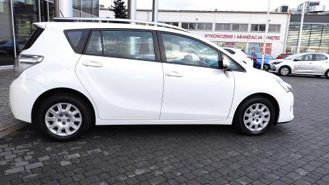 Toyota Verso (112KM) - 64 800  PLN, 2017 - Chwaszczyno - wyprzedaż | Autoria.pl