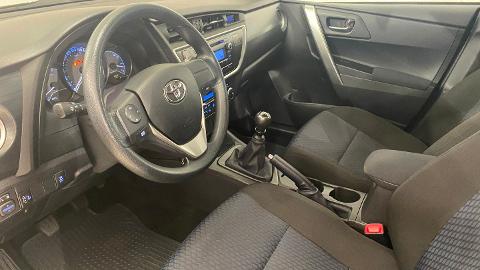 Toyota Auris II  (132KM) - 49 700  PLN, 2014 - Poznań - wyprzedaż | Autoria.pl