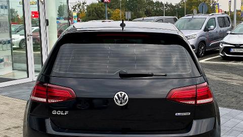 Volkswagen Golf VII  (130KM) - 81 900  PLN, 2018 - Bydgoszcz - wyprzedaż | Autoria.pl