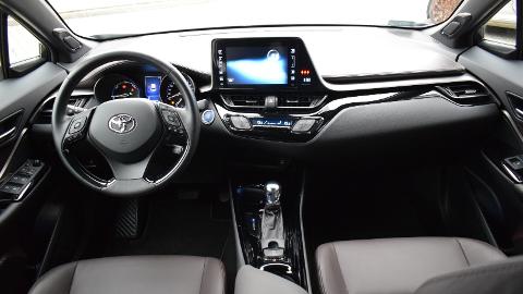 Toyota C-HR (122KM) - 95 000  PLN, 2017 - Komorniki - wyprzedaż | Autoria.pl