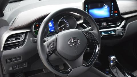 Toyota C-HR (122KM) - 95 000  PLN, 2017 - Komorniki - wyprzedaż | Autoria.pl