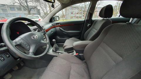 Toyota Avensis II  (116KM) - 17 900  PLN, 2004 - Wrocław - wyprzedaż | Autoria.pl