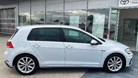 Volkswagen Golf VII  (150KM) - 88 700  PLN, 2018 - Bydgoszcz - wyprzedaż | Autoria.pl