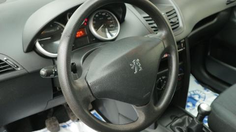 Peugeot 207 207 Benzyna 1,4 Klimatyzacja Niski przebieg: 120tyś.km (73KM) - 10 990  PLN, 2007 - BYTOM - wyprzedaż | Autoria.pl