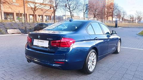 BMW Seria 3 F30/F31  (252KM) -  127 800  PLN, 2018 - Gdańsk - wyprzedaż | Autoria.pl