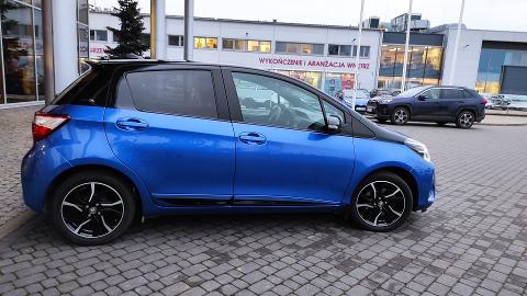 Toyota Yaris III  (111KM) - 61 800  PLN, 2017 - Chwaszczyno - wyprzedaż | Autoria.pl