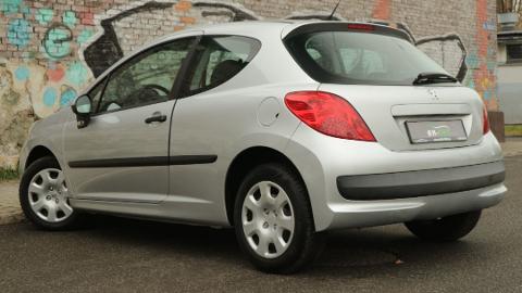 Peugeot 207 207 Benzyna 1,4 Klimatyzacja Niski przebieg: 120tyś.km (73KM) - 10 990  PLN, 2007 - BYTOM - wyprzedaż | Autoria.pl