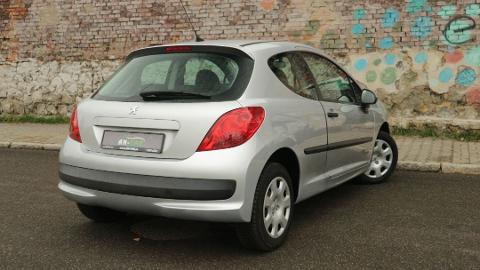 Peugeot 207 207 Benzyna 1,4 Klimatyzacja Niski przebieg: 120tyś.km (73KM) - 10 990  PLN, 2007 - BYTOM - wyprzedaż | Autoria.pl