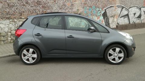 Kia Venga _1.6 16V_Panorama_Grzane fotele_PDC_ (125KM) - 29 700  PLN, 2011 - BYTOM - wyprzedaż | Autoria.pl