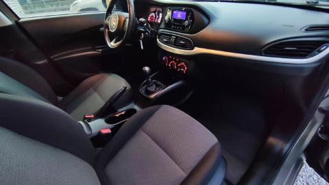 Fiat Tipo II  (95KM) - 49 900  PLN, 2019 - Wrocław - wyprzedaż | Autoria.pl