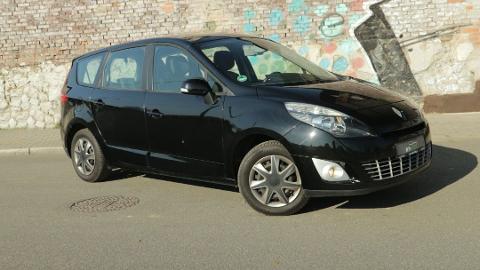 Renault Grand Scenic _1,6 16V_Grzane fotele_ (110KM) - 26 900  PLN, 2011 - BYTOM - wyprzedaż | Autoria.pl