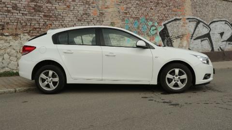 Chevrolet Cruze PDC_Tempomat_ (124KM) - 25 700  PLN, 2012 - BYTOM - wyprzedaż | Autoria.pl