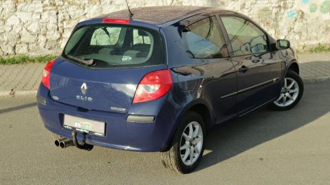 Renault Clio _Klimatyzacja_Alu felgi_ (75KM) - 10 990  PLN, 2008 - BYTOM - wyprzedaż | Autoria.pl