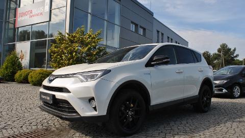 Toyota RAV4 V  (197KM) -  116 800  PLN, 2018 - Lubin - wyprzedaż | Autoria.pl