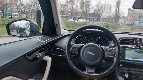 Jaguar F-Pace (180KM) -  119 500  PLN, 2016 - Szczecin - wyprzedaż | Autoria.pl