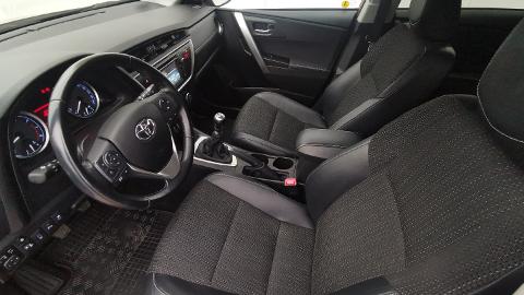 Toyota Auris II  (132KM) - 60 800  PLN, 2014 - Wałbrzych - wyprzedaż | Autoria.pl